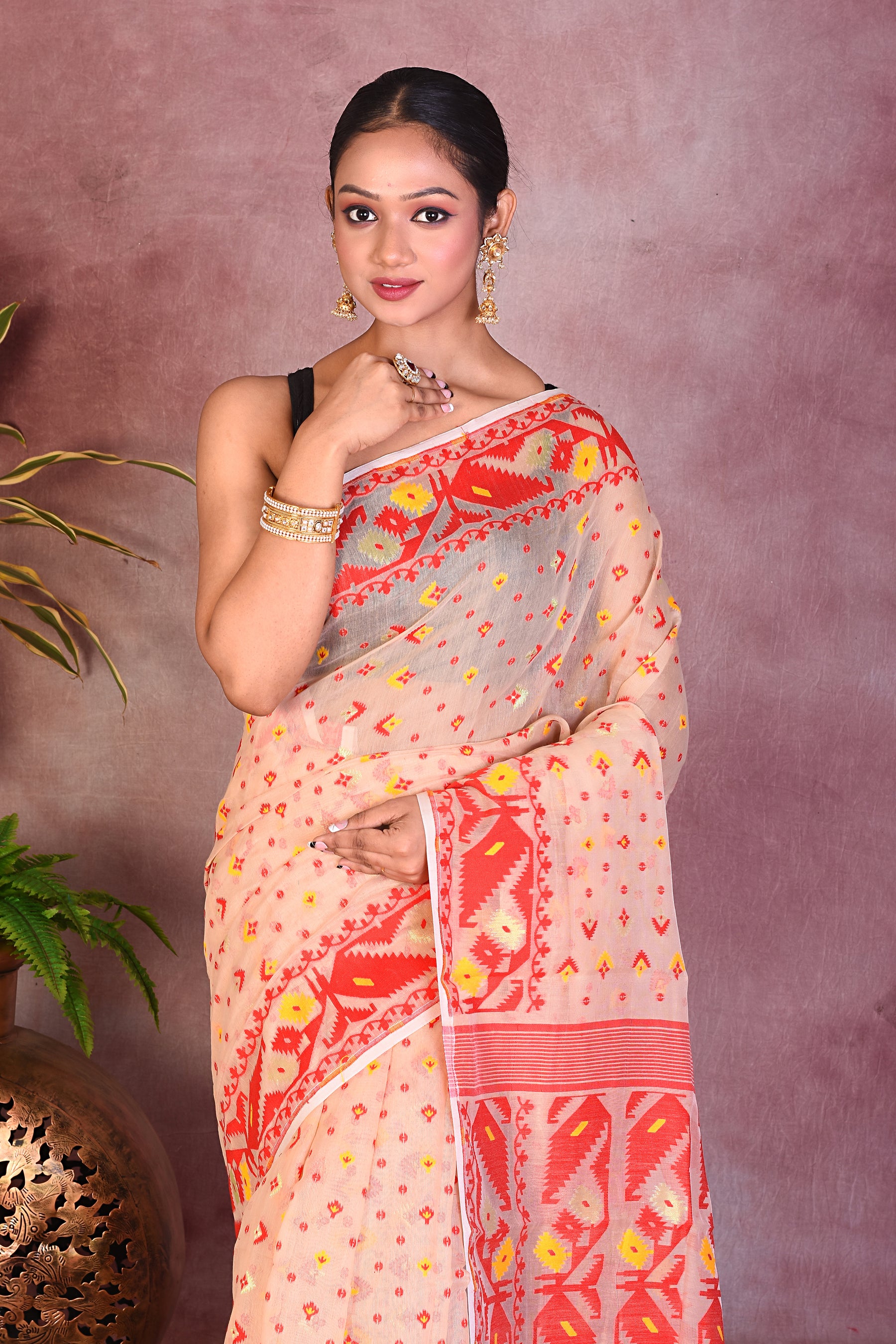 Lightweight Beige Jamdani Saree - Keya Seth Exclusive