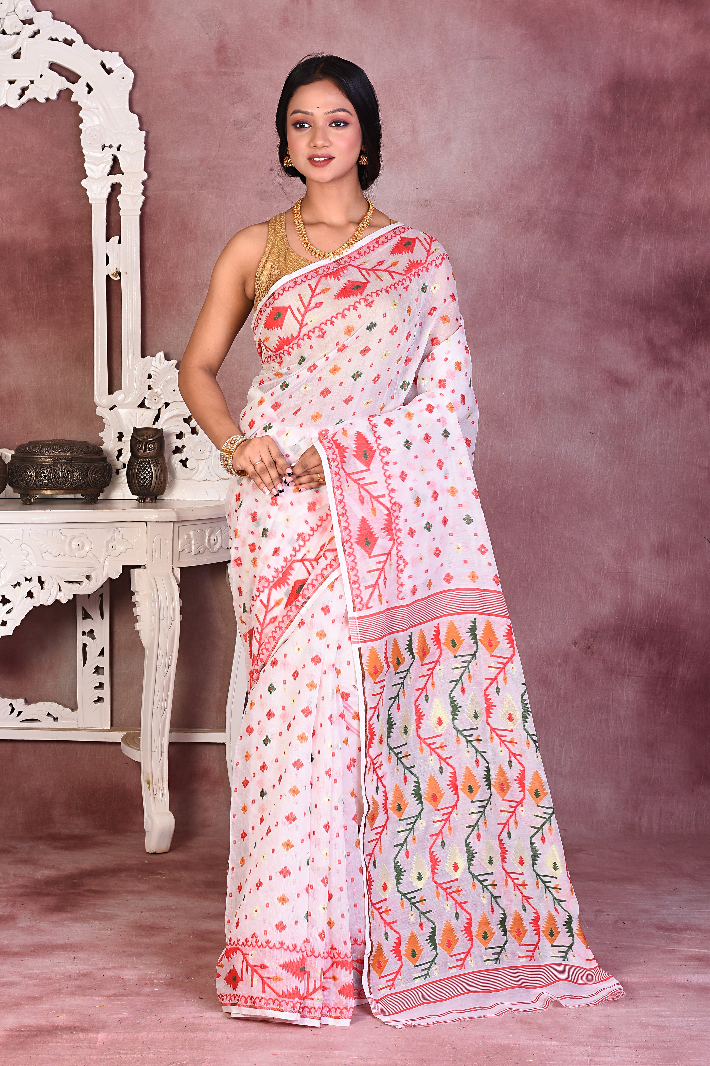 Elegant White Jamdani Saree - Keya Seth Exclusive