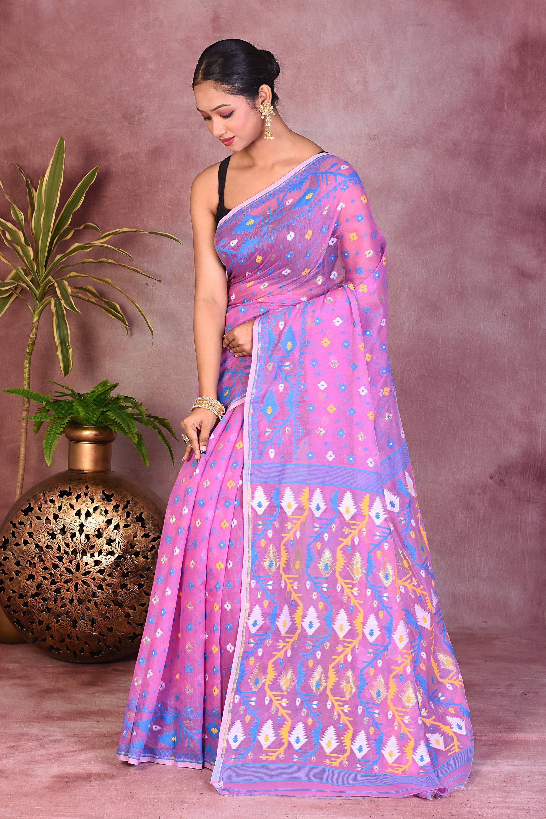 Lightweight Mauve Jamdani Saree - Keya Seth Exclusive