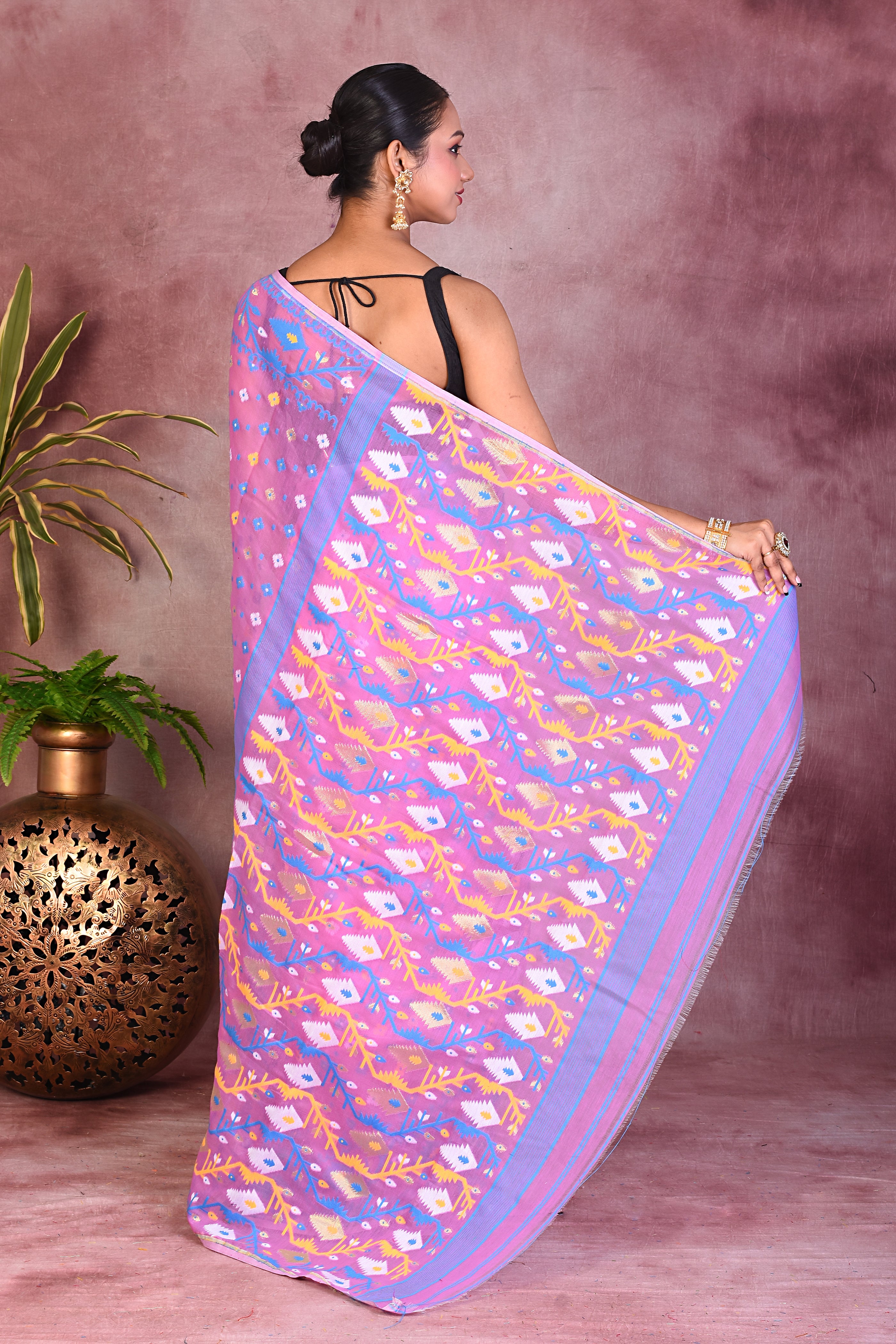 Lightweight Mauve Jamdani Saree - Keya Seth Exclusive