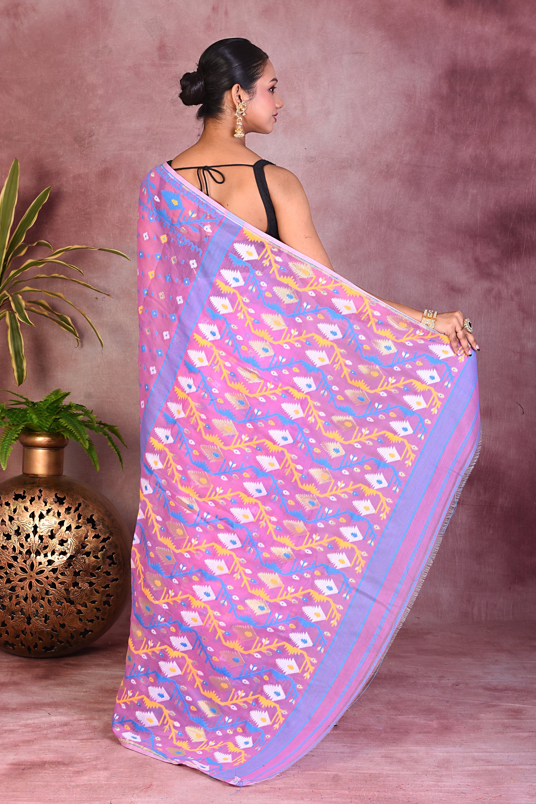 Lightweight Mauve Jamdani Saree - Keya Seth Exclusive