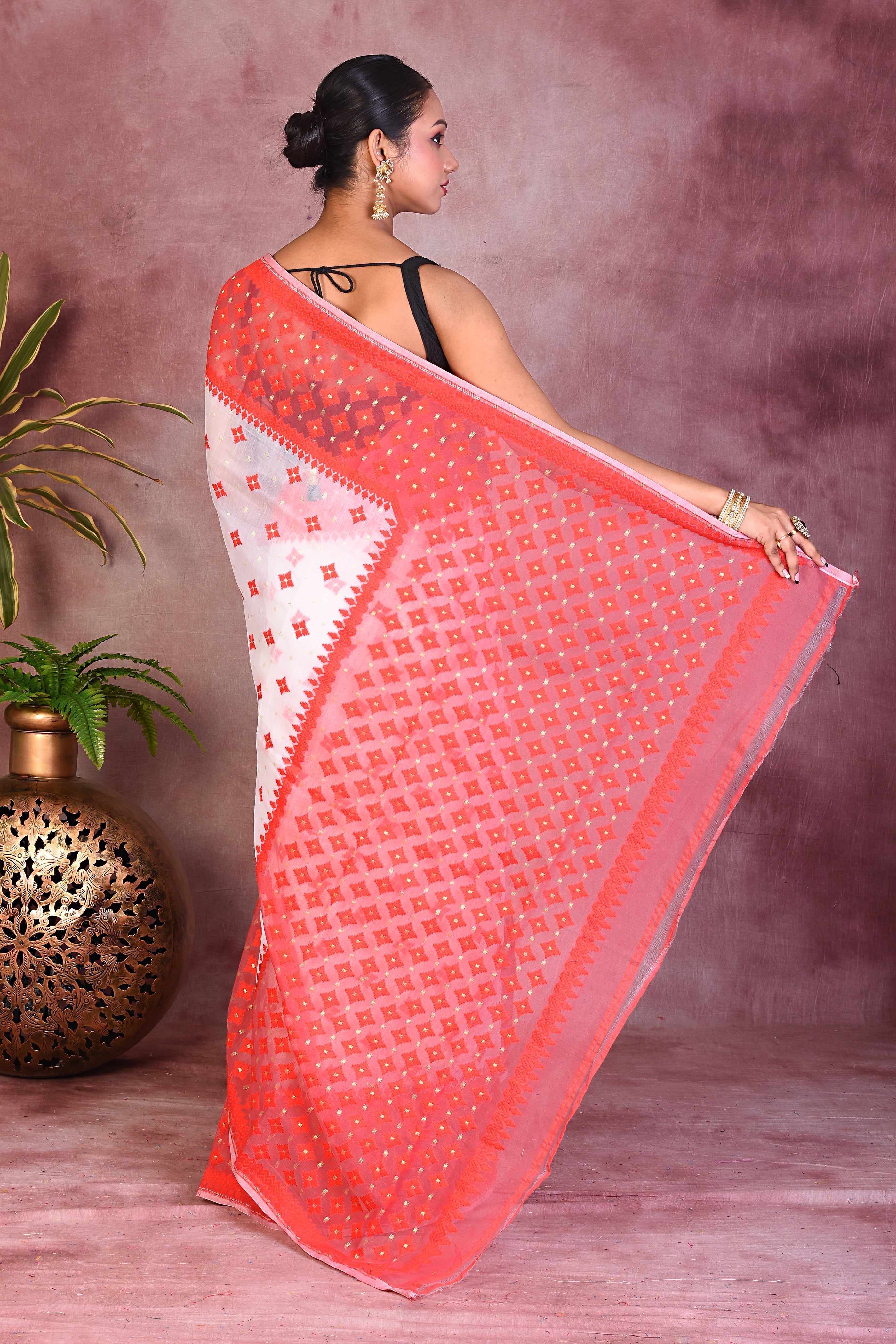 Elegant White Jamdani Saree - Keya Seth Exclusive