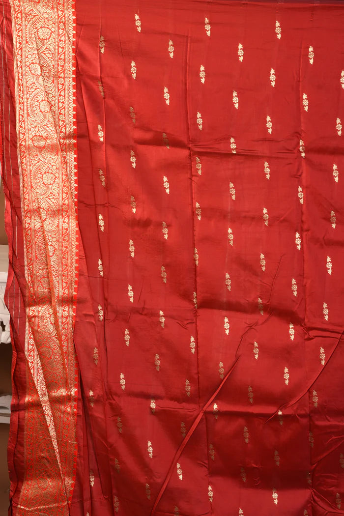 Dark Green Blended Katan Silk Saree - Keya Seth Exclusive