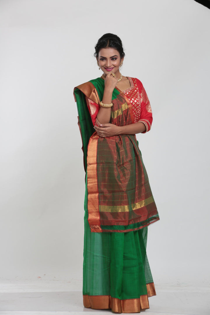 DARK GREEN COLOUR LIGHT WEIGHT SILK SAREE WITH CONTRASTING MAROON COLOUR PALLU AND BORDER