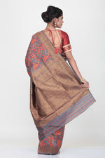Load image into Gallery viewer, GREY COLOUR GHICHA SILK SAREE WITH ALL OVER CONTRASTING FLORAL WEAVING