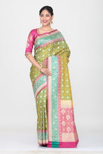 Load image into Gallery viewer, GREEN COLOUR OPARA KATAN SILK SAREE WITH CONTRASTING PALLU AND BORDER