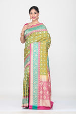 Load image into Gallery viewer, GREEN COLOUR OPARA KATAN SILK SAREE WITH CONTRASTING PALLU AND BORDER